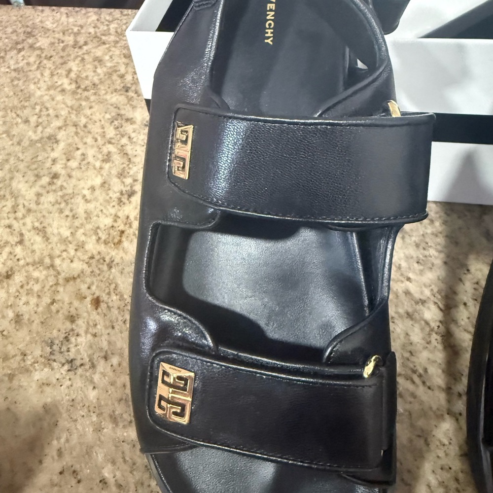 Givenchy Women’s Black Sandals - Picture 4 of 8